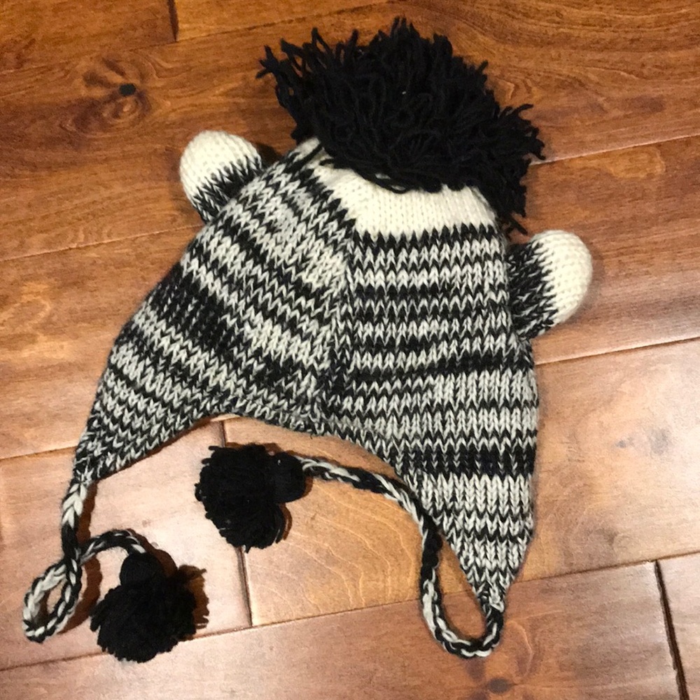 Sock monkey beanie hat - Picture 2 of 2